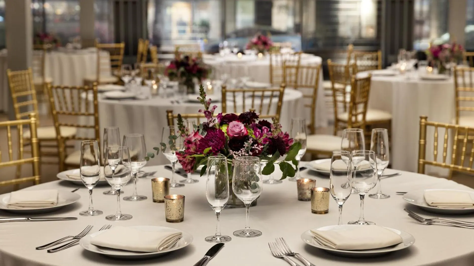 Kimpton Palladian Hotel By Ihg Seattle